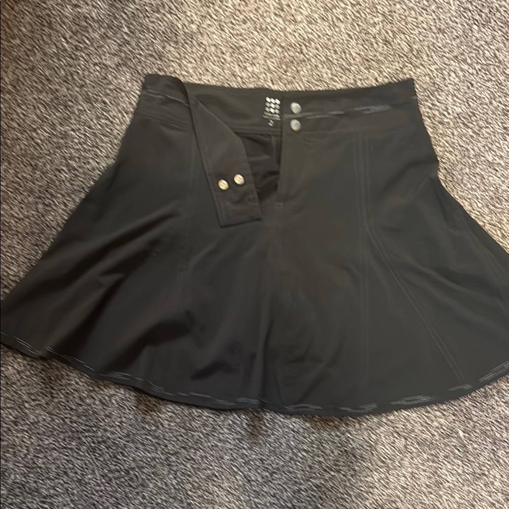 Title Nine Charcoal Skort.